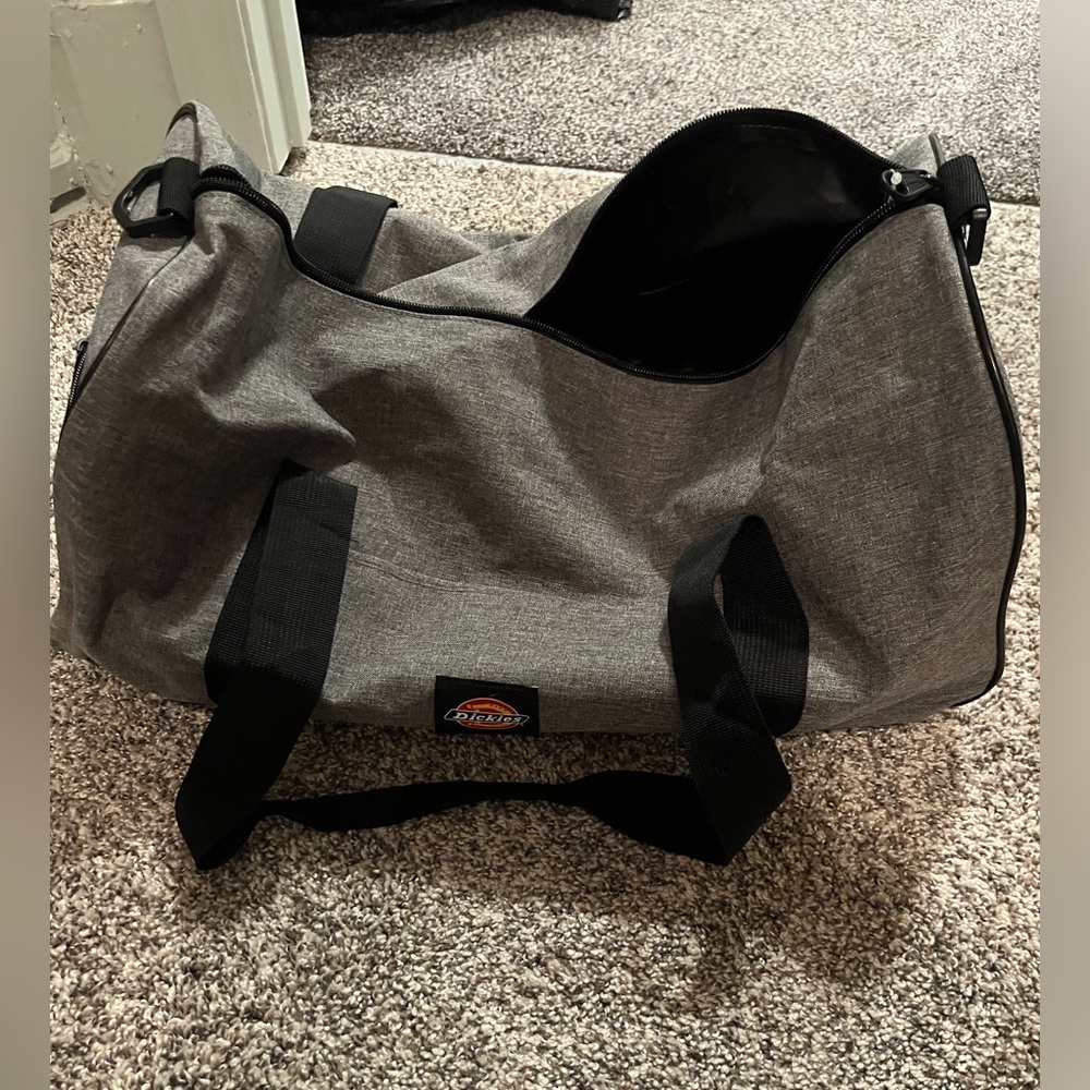 NWT Dickies duffel bag